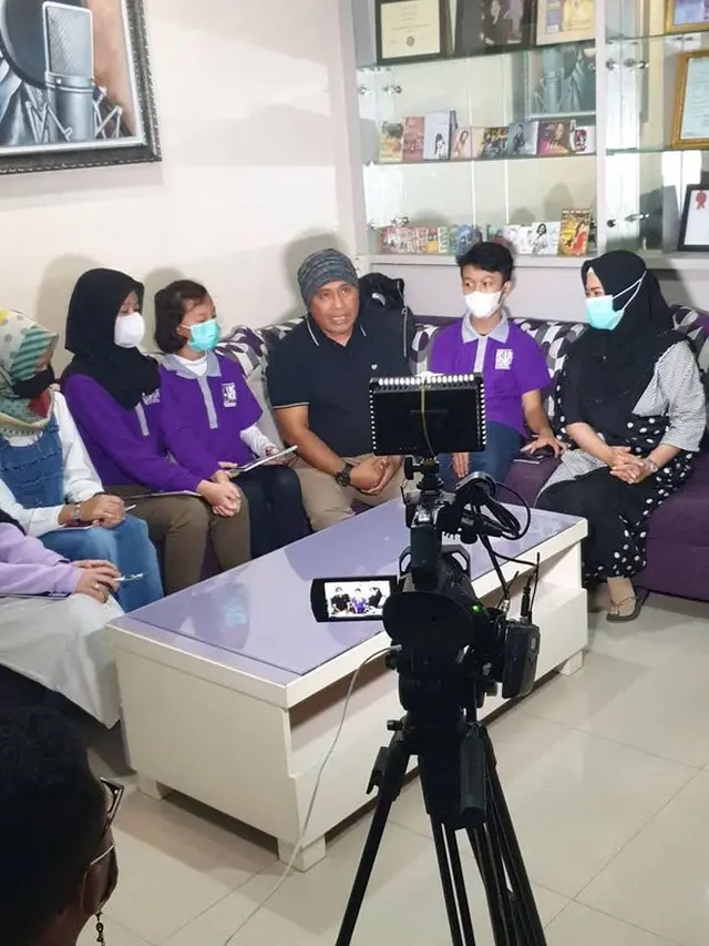 Punya Cita-Cita Jadi Guru, Ini 7 Potret Sekolah Dangdut Ikke Nurjanah