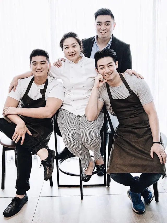 6 Potret Kekompakan Chef Arnold dan Chef Reynold, Kakak-Adik yang Jadi Koki