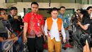 Komisi Pemberantasan Korupsi (KPK) kembali memeriksa tersangka anggota DPRD Muba, Adam Munandar di Gedung KPK, Jakarta, Jumat (24/7/2015). Adam diperiksa terkait pembahasan APBD-P Pemerintah Daerah Muba tahun anggaran 2015. (Liputan6.com/Yoppy Renato)