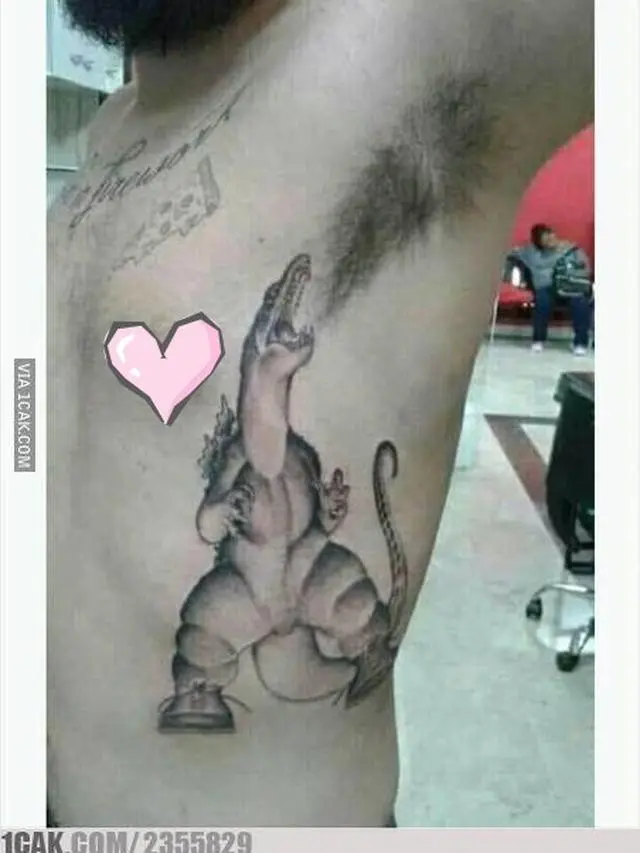 6 Tato Absurd Bentuk Dinosaurus Ini Nyeleneh Banget, Kocak