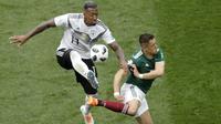 3. Jerome Boateng (Jerman) - Sisi pertahanan menjadi perhatian Jose Mourinho pada musim lalu. Bek tangguh Bayern Munchen ini diprediksi menjadi salah satu incaran untuk menjadi penjaga lini belakang Setan Merah. (AP/Michael Probst)