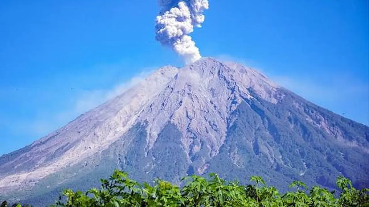 Gunung Semeru