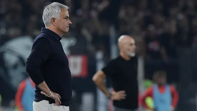 Foto: Daftar 7 Kekalahan AS Roma di Liga Italia 2023/2024 yang Berujung Pemecatan Jose Mourinho, Tak Seberuntung Erik ten Hag di MU