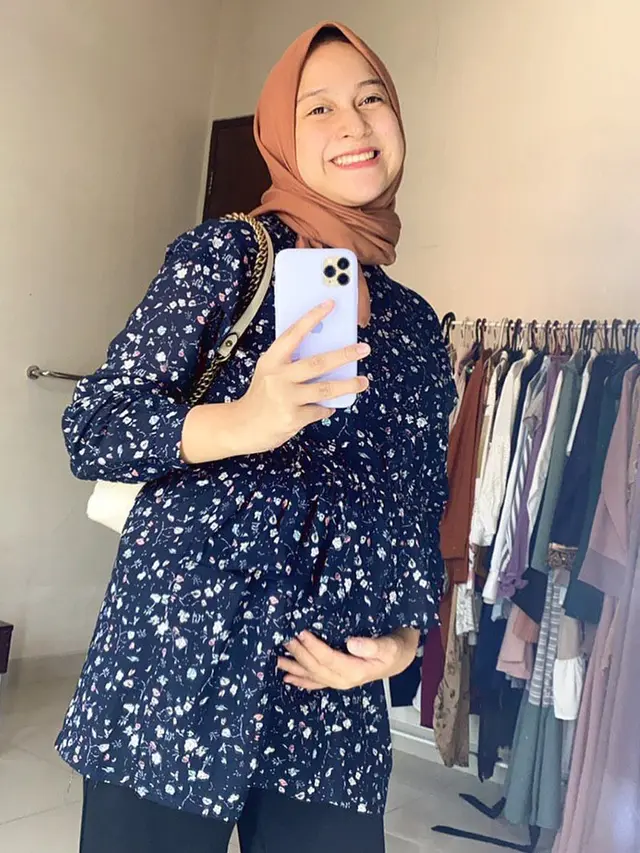 Nina Zatulini Lahirkan Anak Ketiga, Ini 8 Potret Perjalanan Kehamilannya