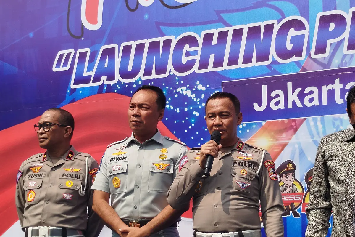 Kegiatan Launching Surat Izin Mengemudi (SIM) C1 bagi pemotor bermesin 250 cc hingga 500 cc.