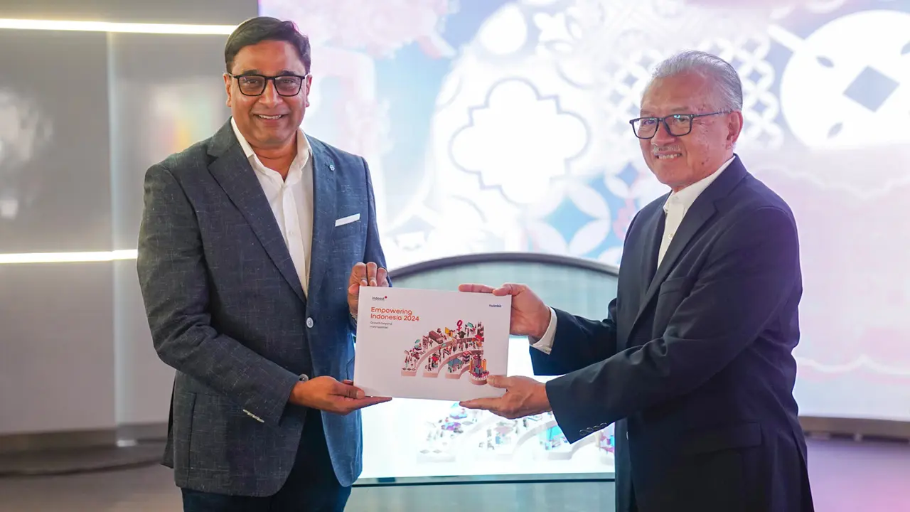 Indosat Ooredoo Hutchison merilis laporan Empowering Indonesia Report 2024 dan mendorong pemanfaatan AI untuk memajukan perekonomian Indonesia