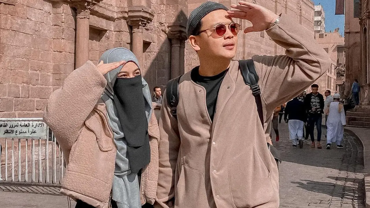 Kisah Cintanya Jadi Inspirasi, Ini 6 Potret manis Natta Reza dan Wardah Maulina