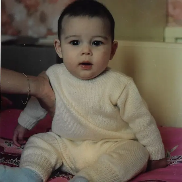 6 Potret Lawas Masa Kecil Maxime Bouttier, Dekat dengan Sang Ibunda