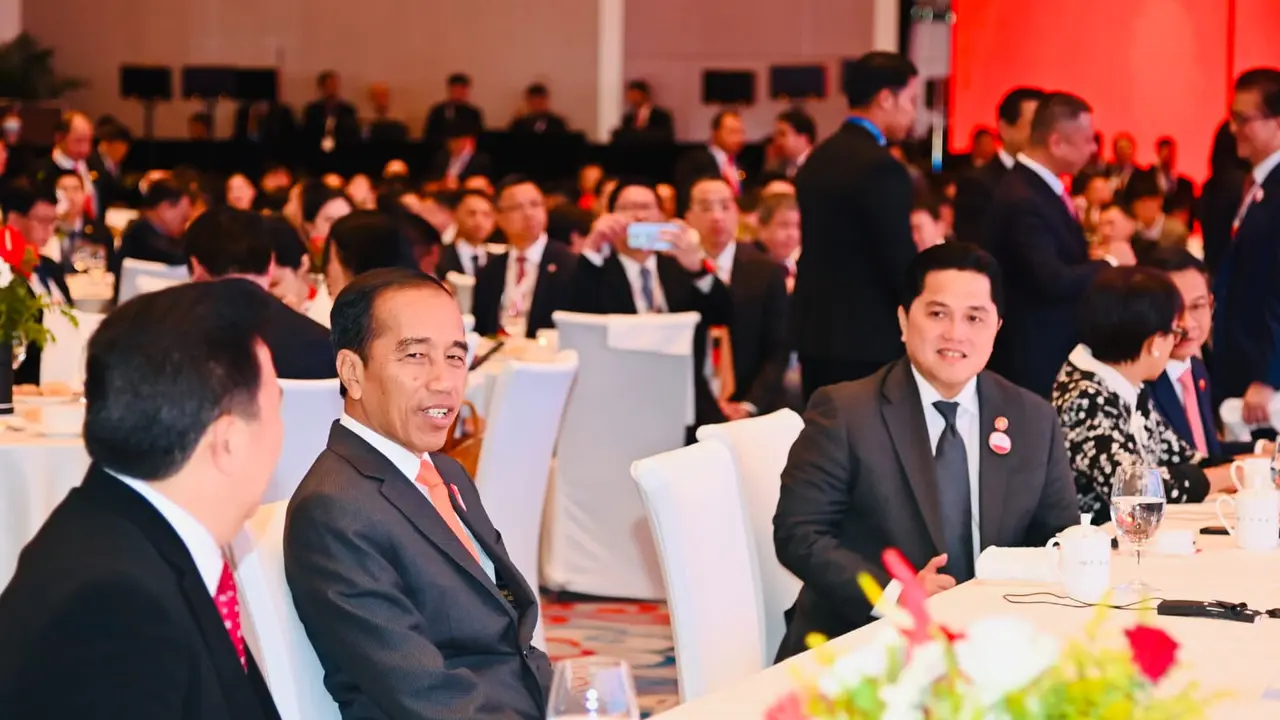 Presiden Joko Widodo atau Jokowi saat melakukan kunjungan kerja ke Beijing, China pada 17 dan 18 Oktober 2023.