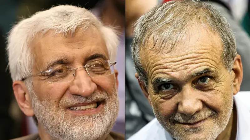 Capres Massoud Pezeshkian (kanan) unggul dalam pilpres Iran melawan Saeed Jalili (kiri).(AFP)