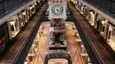 Queen Victoria Building yang kosong di Sydney, Australia (30/3/2020). Industri pariwisata Australia mengalami kerugian sekitar 5,8 miliar dolar Australia (1 dolar Australia = Rp10.579) dalam tiga bulan pertama 2020 seiring merebaknya pandemi coronavirus. (Xinhua/Bai Xuefei)