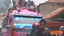 Arus balik kendaraan menuju Jakarta pada, Minggu (4/9) masih dipadati kendaraan. Hal ini juga terjadi pada kendaraan yang bersal dari Ciwedey dan menuju Jakarta. 