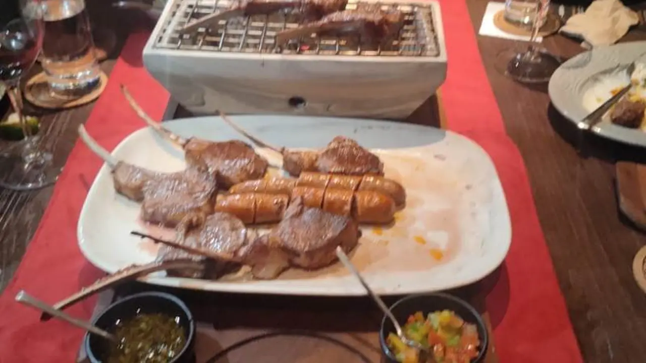 Restoran Amerika Latin Sajikan Daging Domba Australia yang Empuk dengan Bumbu Khas Indonesia