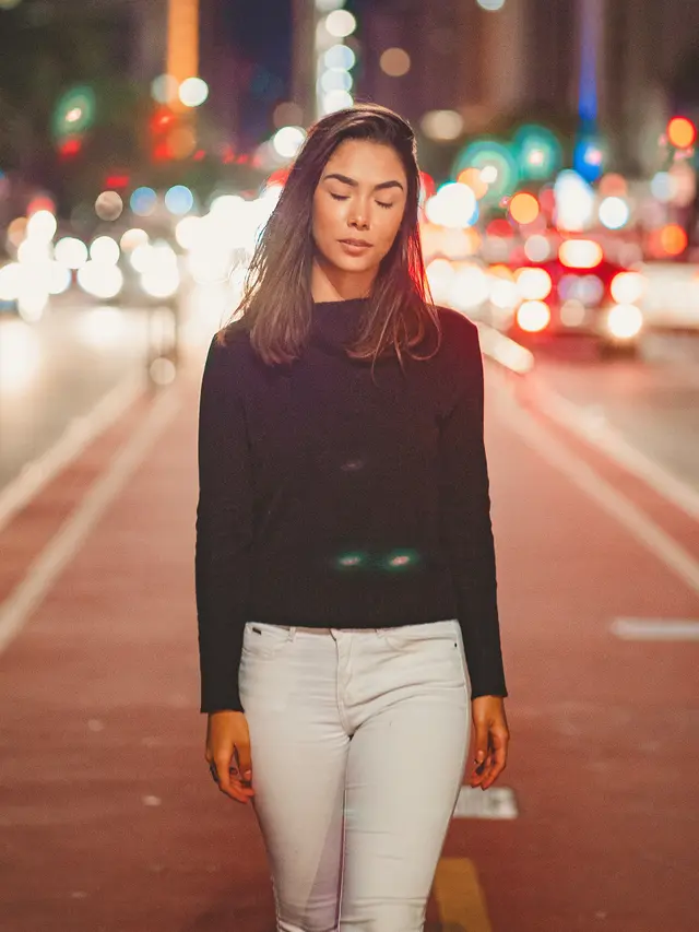 perempuan malam hari