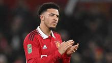 Pemain Manchester United, Jadon Sancho, saat melawan Nottingham Forest pada leg kedua babak semifinal Carabao Cup, Jumat (2/2/2023). Sancho tidak ambil bagian pada sesi training camp United di Spanyol. Dia berlatih secara personal di Belanda atas saran Erik ten Hag. (AFP/Paul Ellis)