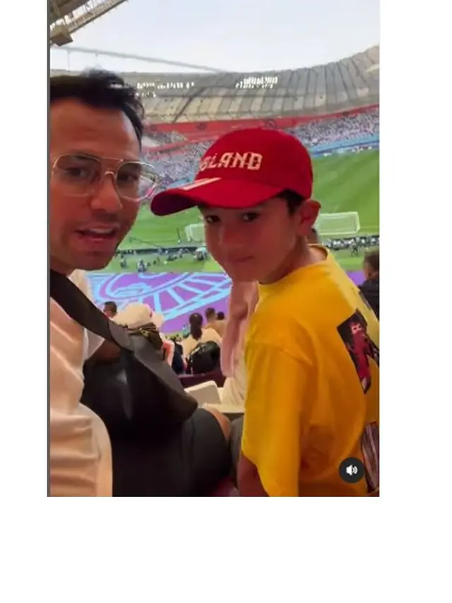 9 Momen Raffi Ahmad Ajak Keluarga Nonton Piala Dunia 2022 di Qatar, Seru Banget