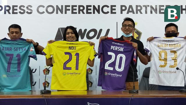 Liga 1 Persik Jalin Kerjasama Baru Dengan Produsen Jersey Asal Malang Indonesia Bola Com