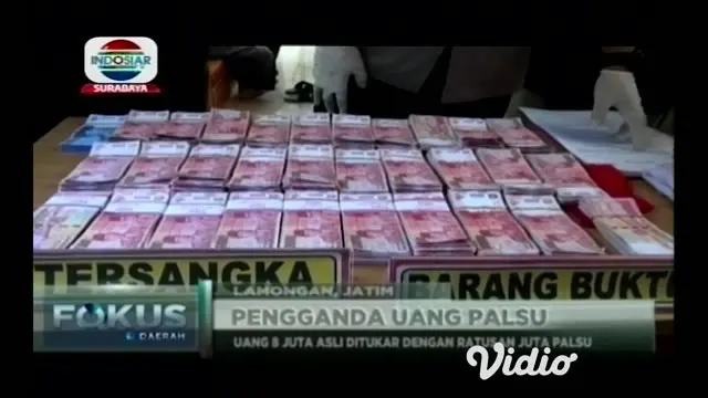 Petugas Reskrim Polres Lamongan, Jawa Timur, menangkap komplotan pengganda uang palsu. Modusnya pelaku berkedok menjadi dukun yang mampu melipat gandakan uang.