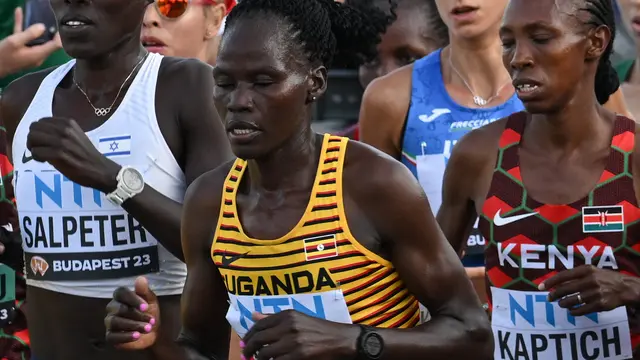 Atlet Olimpiade Uganda Rebecca Cheptegei meninggal setelah dibakar oleh pacarnya di Kenya, kata kepala Komite Olimpiade Uganda pada 5 September 2024. Ferenc ISZA / AFP