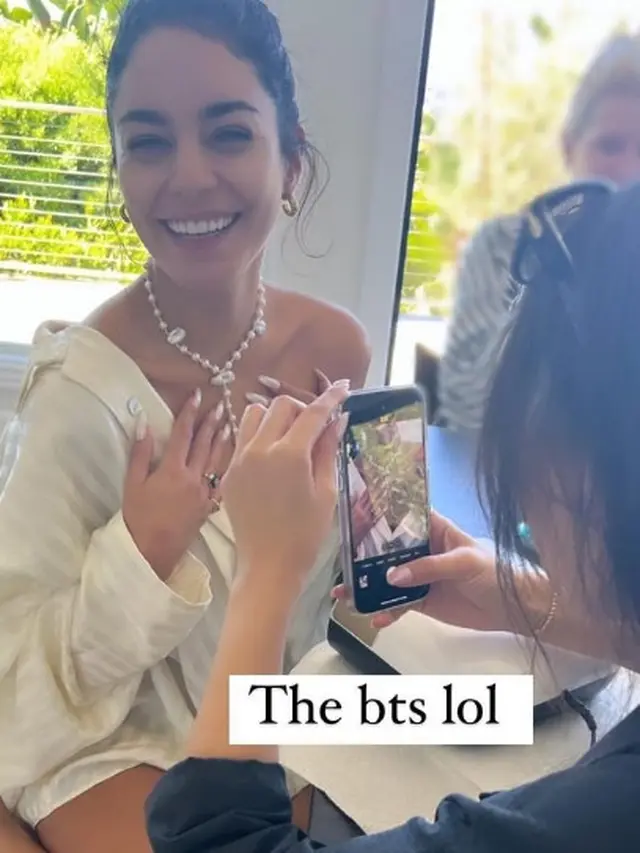 Tren Nail Art Glazed Donut ala Hailey Baldwin