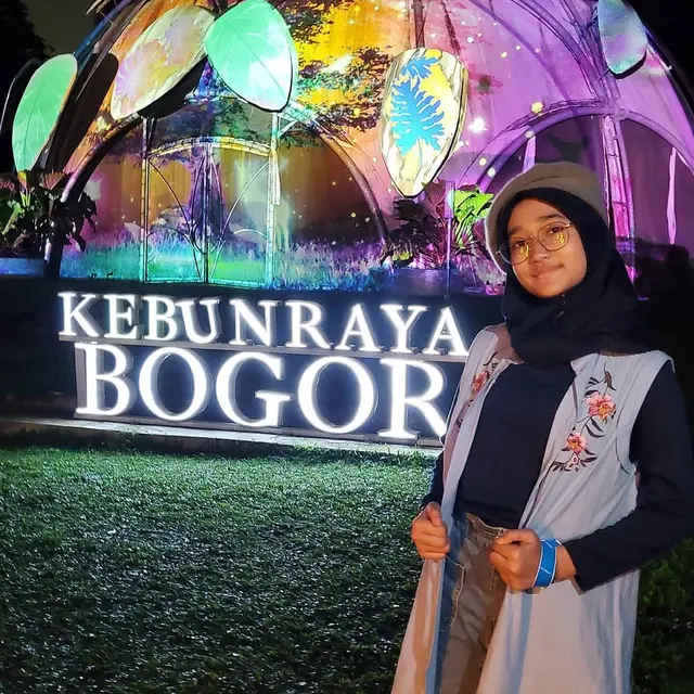 6 Potret Aisha Keem, Putri Sulung Irfan Hakim yang Terjun di Dunia Musik