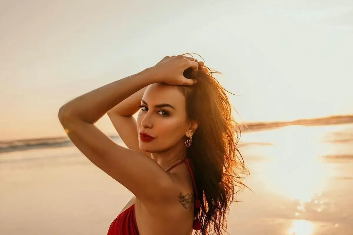 Sophia Latjuba.
