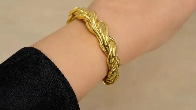 Model Gelang Emas Twisted Cable Terbaru 2026 (AI)