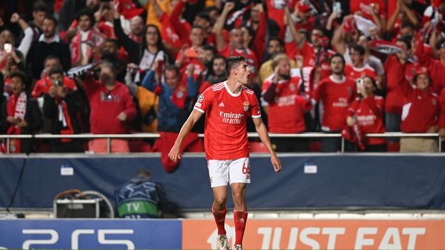 Bek Benfica Antonio Silva