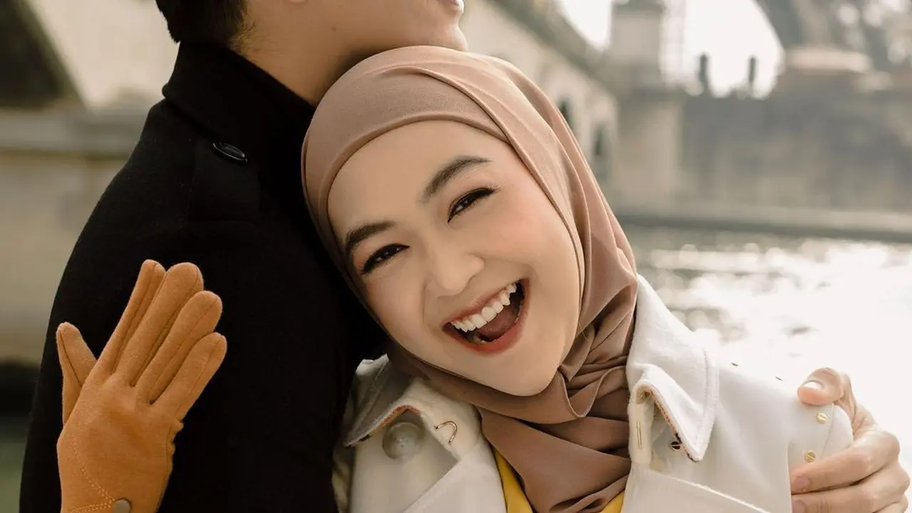 Gaya maternity Ria Ricis