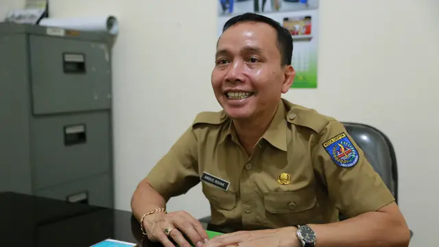 [Bintang] Abdul Rojak (Ayah Ayu Ting Ting)