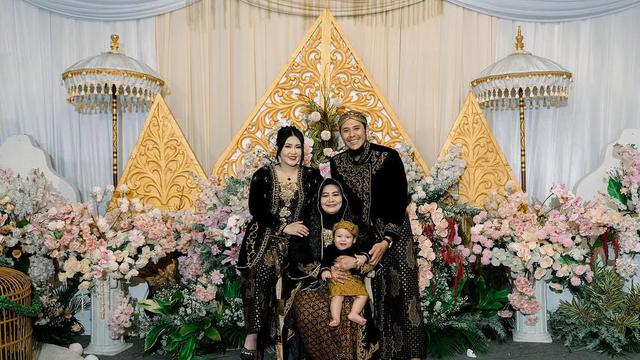 Tedak Siten Anak Via Vallen