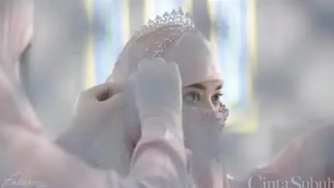 [Fimela] Cinta Subuh