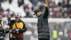 Di pekan-pekan akhir yang menentukan, Liverpool mulai tak masuk hitungan dalam persaingan merebut gelar juara Liga Inggris 2023/2024. Hasil imbang 2-2 di markas West Ham United, Sabtu (27/4/2024) menjadikan Liverpool tak beranjak dari posisi ketiga klasemen sementara dengan jumlah pertandingan sisa yang paling sedikit dibanding dua pesaingnya, Arsenal dan Manchester City. Pasukan Jurgen Klopp yang mengoleksi 75 poin dari 35 laga, tertinggal dua poin dari Arsenal sebagai pemuncak klasemen yang baru memainkan 34 laga dan tertinggal satu poin dari Mancester City di posisi kedua yang baru memainkan 33 laga. (AP Photo/Kin Cheung)