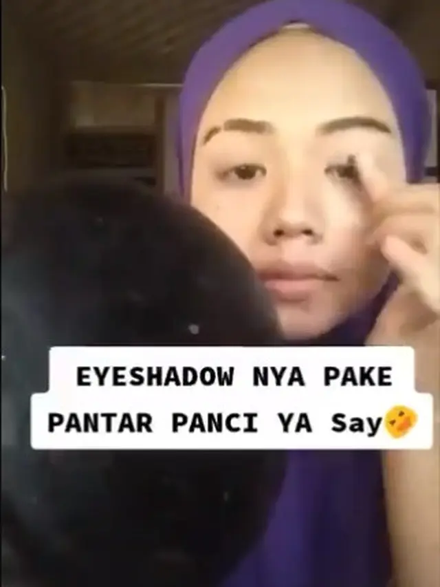 6 Aksi Nyeleneh Pakai Makeup dengan Bumbu Dapur Ini Hasilnya Kocak