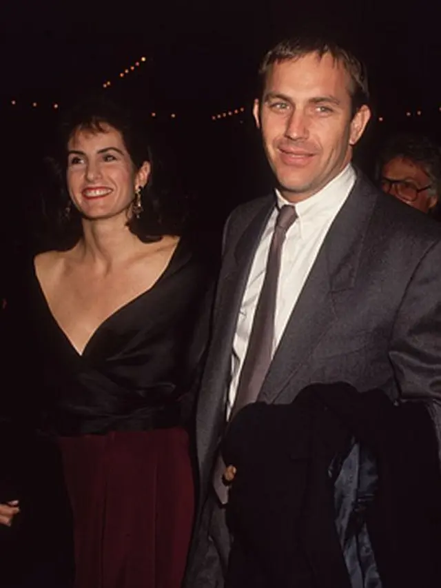 [Bintang] Kevin Costner dan Cindy Silva