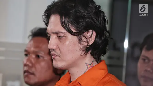 Anak musisi Ahmad Albar, Ozzy Albar