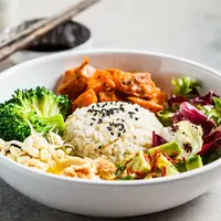 ilustrasi menu buddha bowl/Nina Firsova/Shutterstock