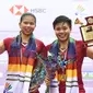 Greysia Polii / Apriyani meraih gelar ganda putri India Terbuka 2018 yang berlangsung di Siri Fort Indoor Stadium, New Delhi, Minggu (4/2/2018). (SAJJAD HUSSAIN / AFP)