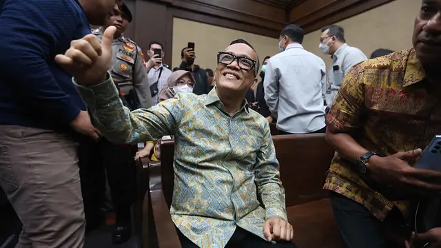 Kasus Dugaan Pemerasan Pengurusan Sertifikat K3, Eks Wamenaker Immanuel Ebenezer Jalani Sidang Dakwaan