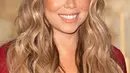 Mariah Carey mungkin menjadi salah satu artis terlaris sepanjang masa. Namun dengan segala kesuksesannya terdapat satu hal yang membingungkan di mana ia membiarkan adiknya, Alison menderita dengan masalah keuangan dan narkoba. (AFP/Bintang.com)