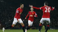 Sepasang Gol Smalling Bikin MU Ungguli Burnley di Babak Pertama