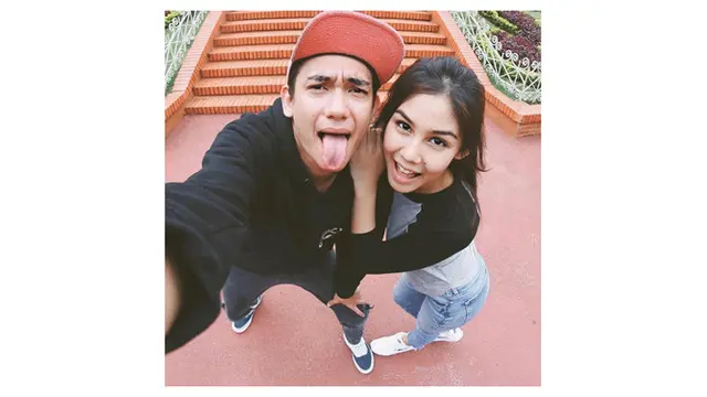 Dikabarkan Putus, Ini 5 Foto Kebersamaan Vanesha Prescilla dan Adipati Dolken