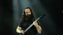 Sebelum Dream Theater yang diisi oleh James LaBrie (vokal), John Petrucci (gitar), John Myung (bass), Jordan Rudess (keyboard), dan Mike Mangini (drum) tampil, beberapa band lokal membukanya gelaran tersebut. (Bambang E. Ros/Bintang.com)