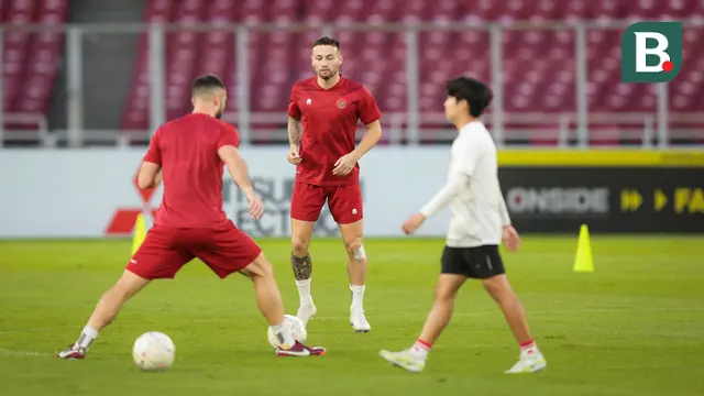 Official Training Timnas Indonesia Jelang Laga Semfinal Piala AFF 2022 Melawan Timnas Vietnam