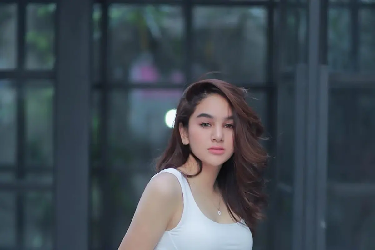 7 Pesona Hana Hanifah, Dikenal sebagai Artis FTV hingga Selebgram