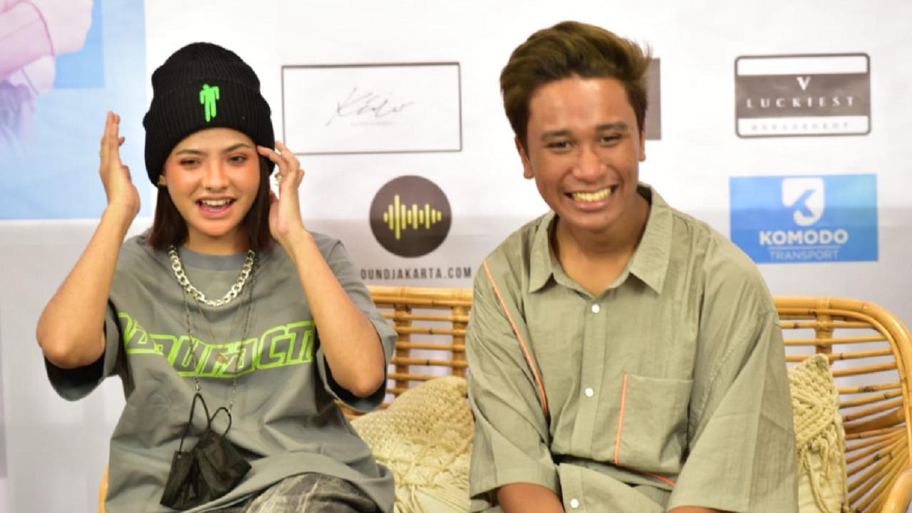 Evan Lanell Wea  dan Sara Fajira