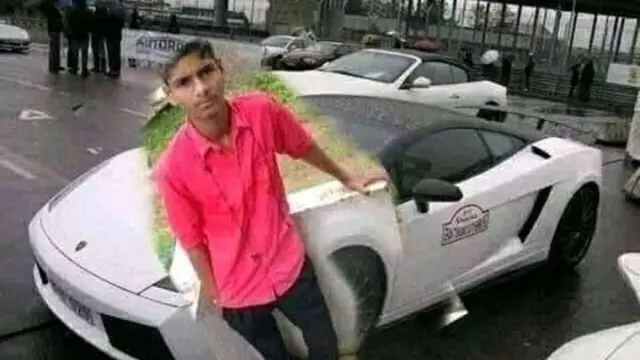 6 Editan Foto Nyeleneh Orang India Naik Mobil Mewah, Malah Gagal Keren