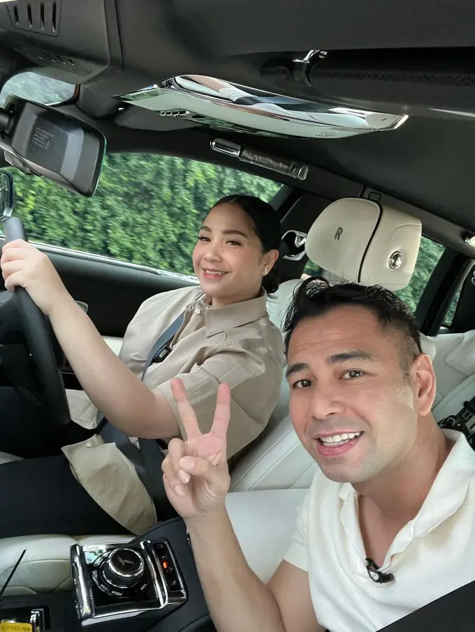 [Fimela] Nagita Slavina dan Raffi Ahmad