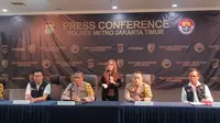 Kapolres Metro Jakarta Timur, Kombes Pol Nicolas Ary Lilipaly,&nbsp;saat konferensi pers di Polres Jakarta Timur, Kamis (29/2). (Merdeka.com/Rahmat Baihaqi)