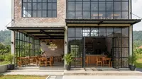 10 Model Rumah Sederhana di Desa Lengkap dengan Ruko untuk Jualan 2025, Fungsional tapi Cantik